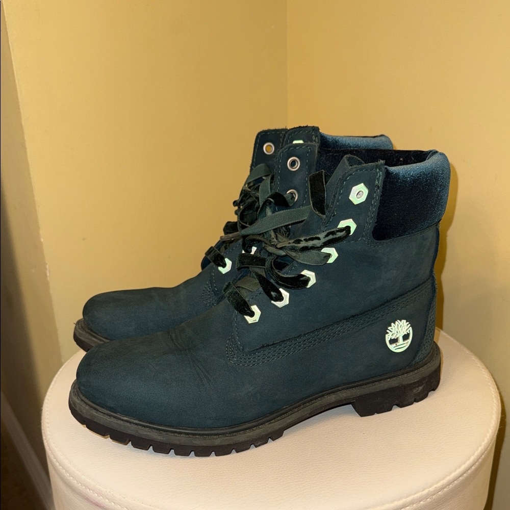 Timberland 6 Inch Boots Teal Suede Velvet Laces Womens Size 8 A1KC6 Anti fatigue